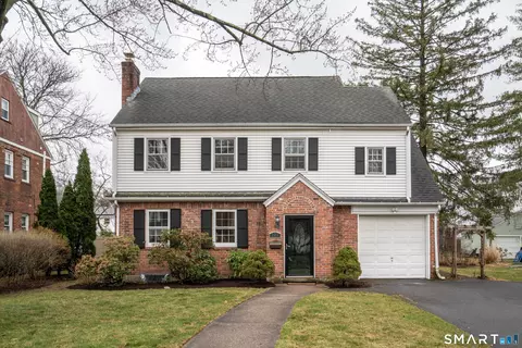 225 Auburn Rd, West Hartford, CT 06119