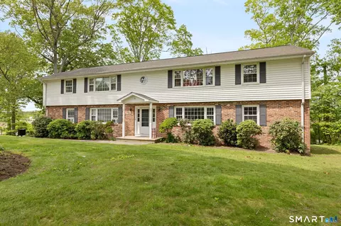 280 E Main St #A3, Clinton, CT 06413