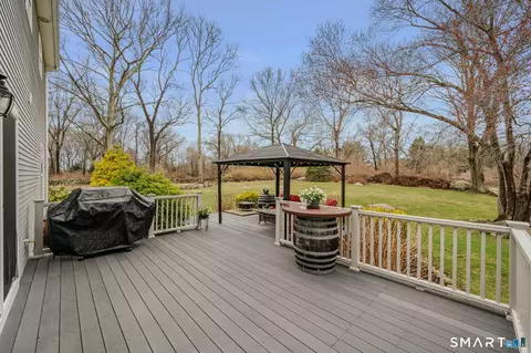 Exterior - 155 Lambtown Rd, Ledyard, CT 06339 photo 8 of 12
