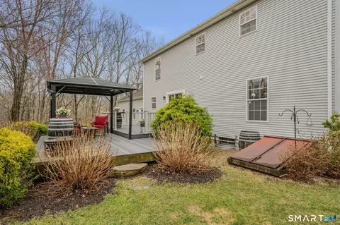 Exterior - 155 Lambtown Rd, Ledyard, CT 06339 photo 6 of 12