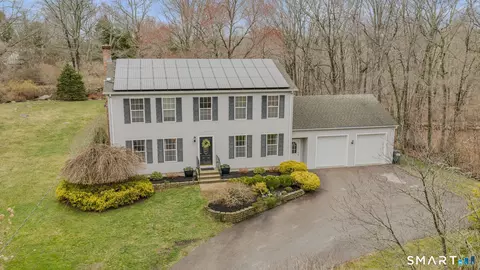 Exterior - 155 Lambtown Rd, Ledyard, CT 06339 photo 4 of 12