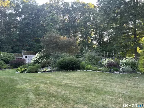 Exterior - 155 Lambtown Rd, Ledyard, CT 06339 photo 11 of 12
