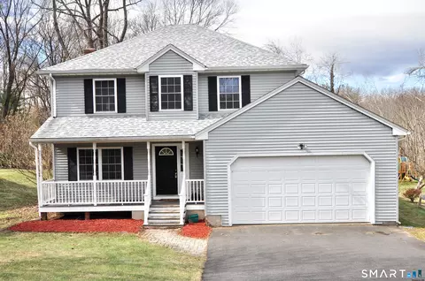 3 Inwood Ln, Farmington, CT 06032