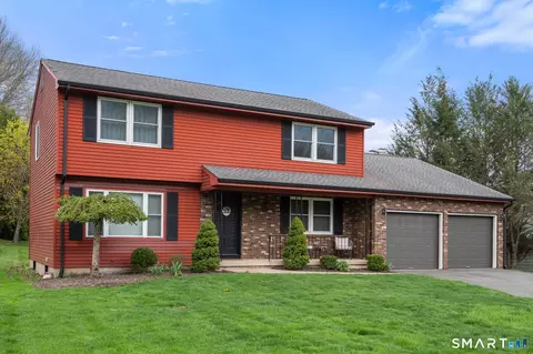 69 Patriot Ln, Newington, CT 06111