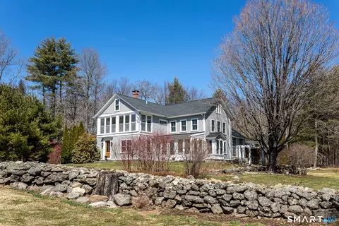 51 Mill St, Hartland, CT 06065