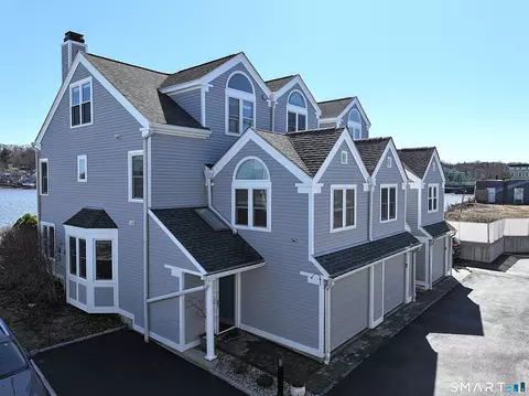 225 Front St #1, New Haven, CT 06513