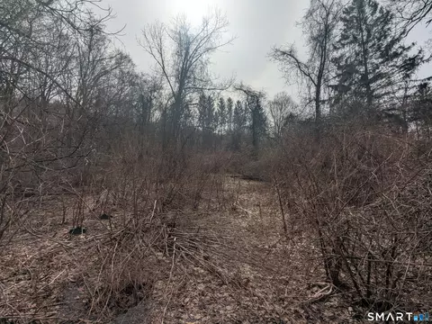 508 E Mountain Rd, Waterbury, CT 06706