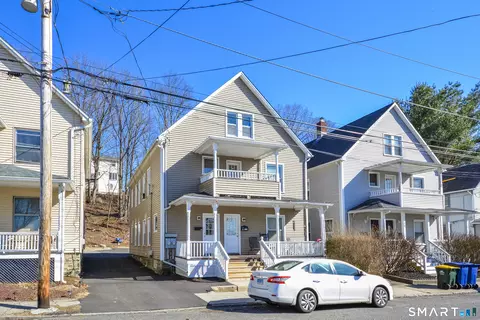 20 Columbia St, Ansonia, CT 06401
