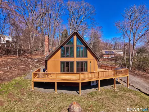 14 Williams Ct, Wolcott, CT 06716