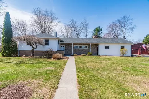 12 Crest Rd, Danbury, CT 06811