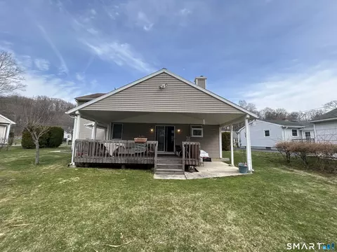 Exterior - 720 Circular Ave, Hamden, CT 06514 photo 2 of 6