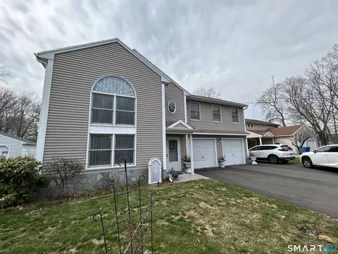 Exterior - 720 Circular Ave, Hamden, CT 06514 photo 5 of 6
