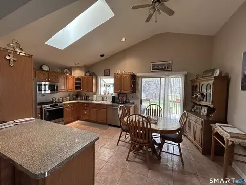 Kitchen - 720 Circular Ave, Hamden, CT 06514 photo 1 of 5