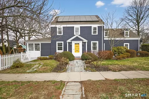88 Churchill Rd, Hamden, CT 06517