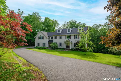 17 Weldon Woods Rd, New Fairfield, CT 06812