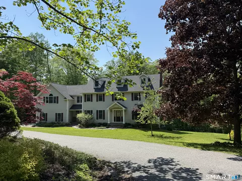17 Weldon Woods Rd, New Fairfield, CT 06812