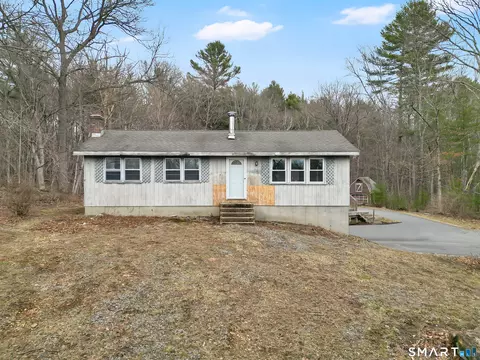 38 Schofield Rd, Willington, CT 06279
