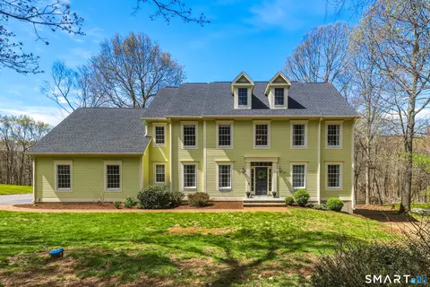 227 Old Farms Rd, Glastonbury, CT 06073