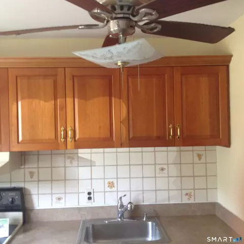 317 S Elm St #317, Wallingford, CT 06492