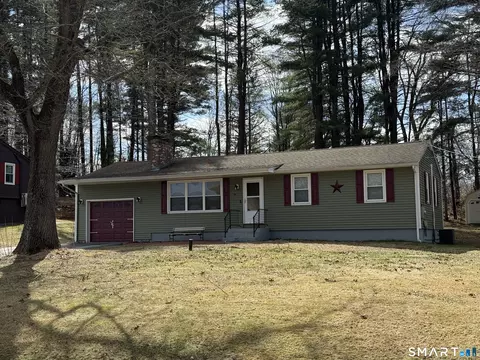 94 Little Pond Rd, Woodstock, CT 06281