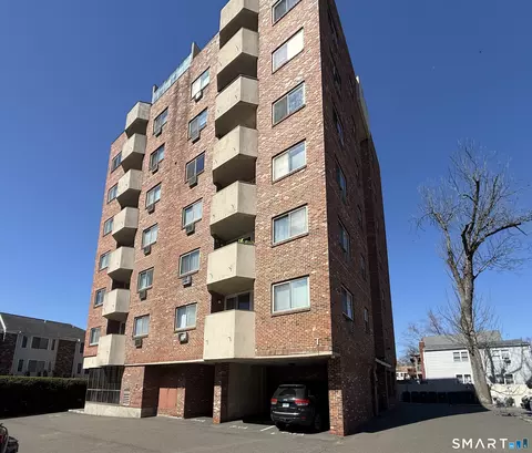 1611 Washington Blvd #402, Stamford, CT 06902