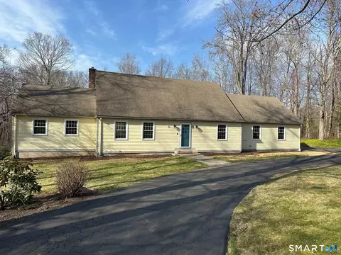 68 Brittany Dr, Durham, CT 06422