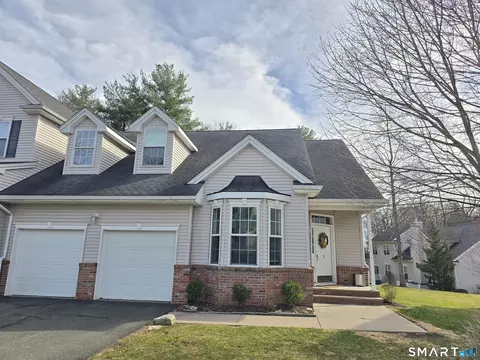 5 Haskins Rd #5, Windsor, CT 06095