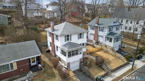 120 Norwood Ave, New London, CT 06320