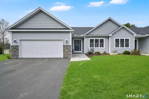 31 Eleanor Rd #31, Somers, CT 06071