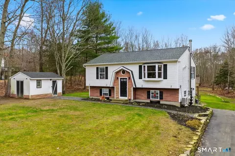 291 Dow Rd, Plainfield, CT 06374