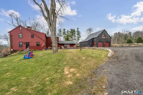 566 Maple St, Litchfield, CT 06759