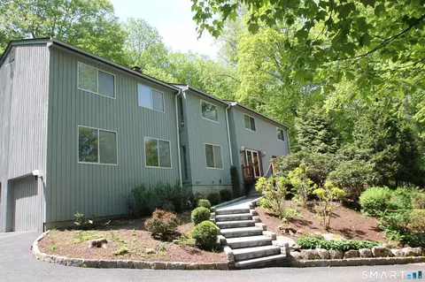 78 Sturbridge Rd, Easton, CT 06612