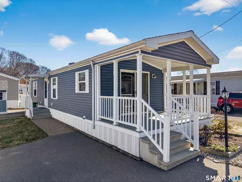 48 Linden Ave N, Westbrook, CT 06498