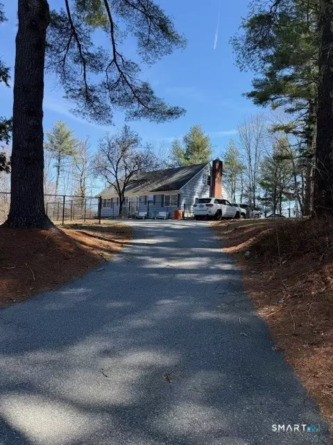 86 Tracy Rd, Canterbury, CT 06331