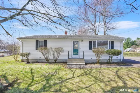 3 Magnolia Dr, Enfield, CT 06082