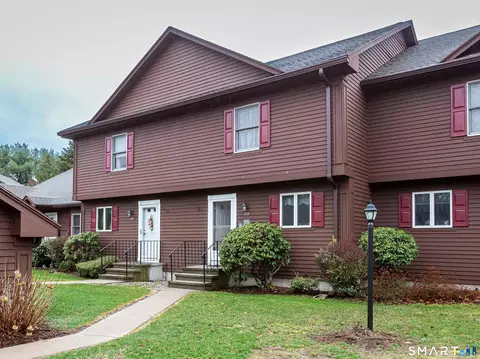173 Candlewood Dr #173, Enfield, CT 06082