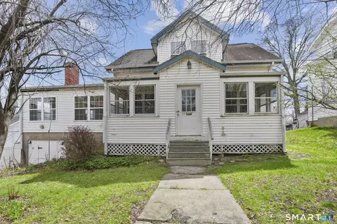 17 Salem St, Hartford, CT 06114
