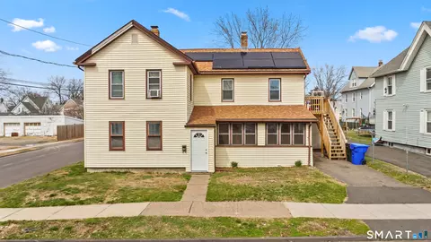 74 Woodbridge Ave, East Hartford, CT 06108