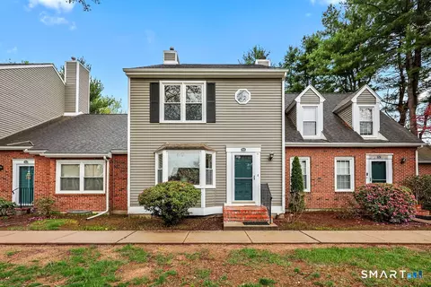 414 Georgetown Dr #414, Glastonbury, CT 06033