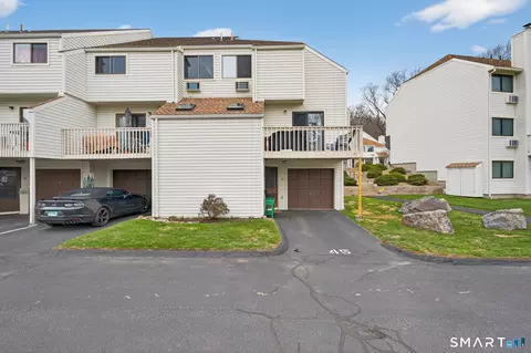 85 N Main St #45, East Hampton, CT 06424