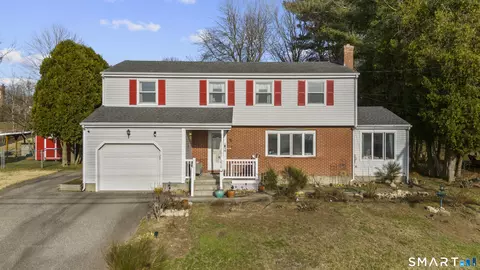 274 Virgo Dr, Groton, CT 06340