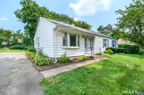 472 Anton St, Bridgeport, CT 06606