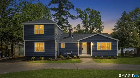 42 Wheeler Dr, Enfield, CT 06082