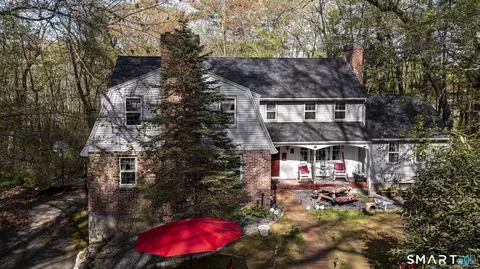 30 Parkwood Dr, Windsor, CT 06095