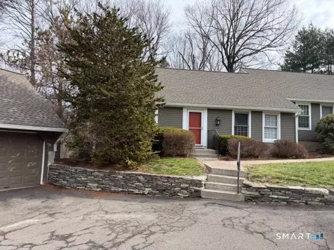 49 S Mill Dr #49, Glastonbury, CT 06073