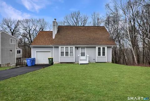 299 Fieldwood Rd, Waterbury, CT 06704