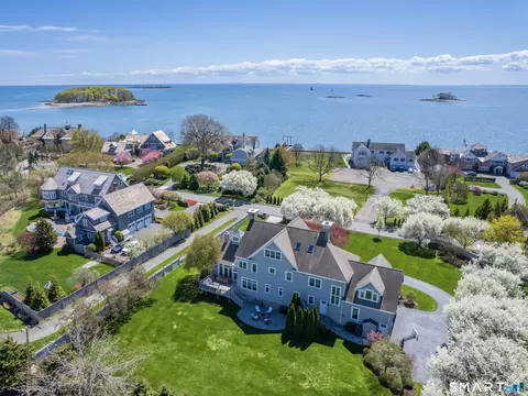 3 Shorehaven Rd, Norwalk, CT 06855