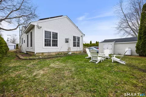 24 Seabreeze Rd, Old Saybrook, CT 06475
