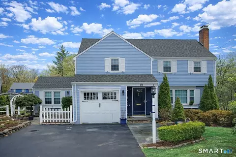 22 Trotwood Dr, West Hartford, CT 06117