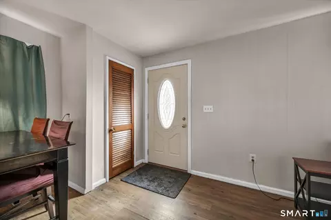 Entry Way - 90 W Side Dr, Hamden, CT 06514 photo 1 of 2